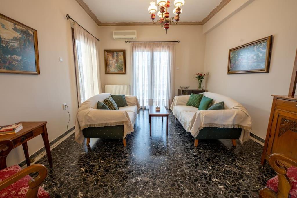 Nima'S House, Traditional Flat With Lake View Aitoliko Экстерьер фото
